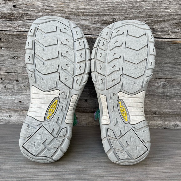 KEEN Youth Newport H2 Water Sandals - Picture 10 of 12